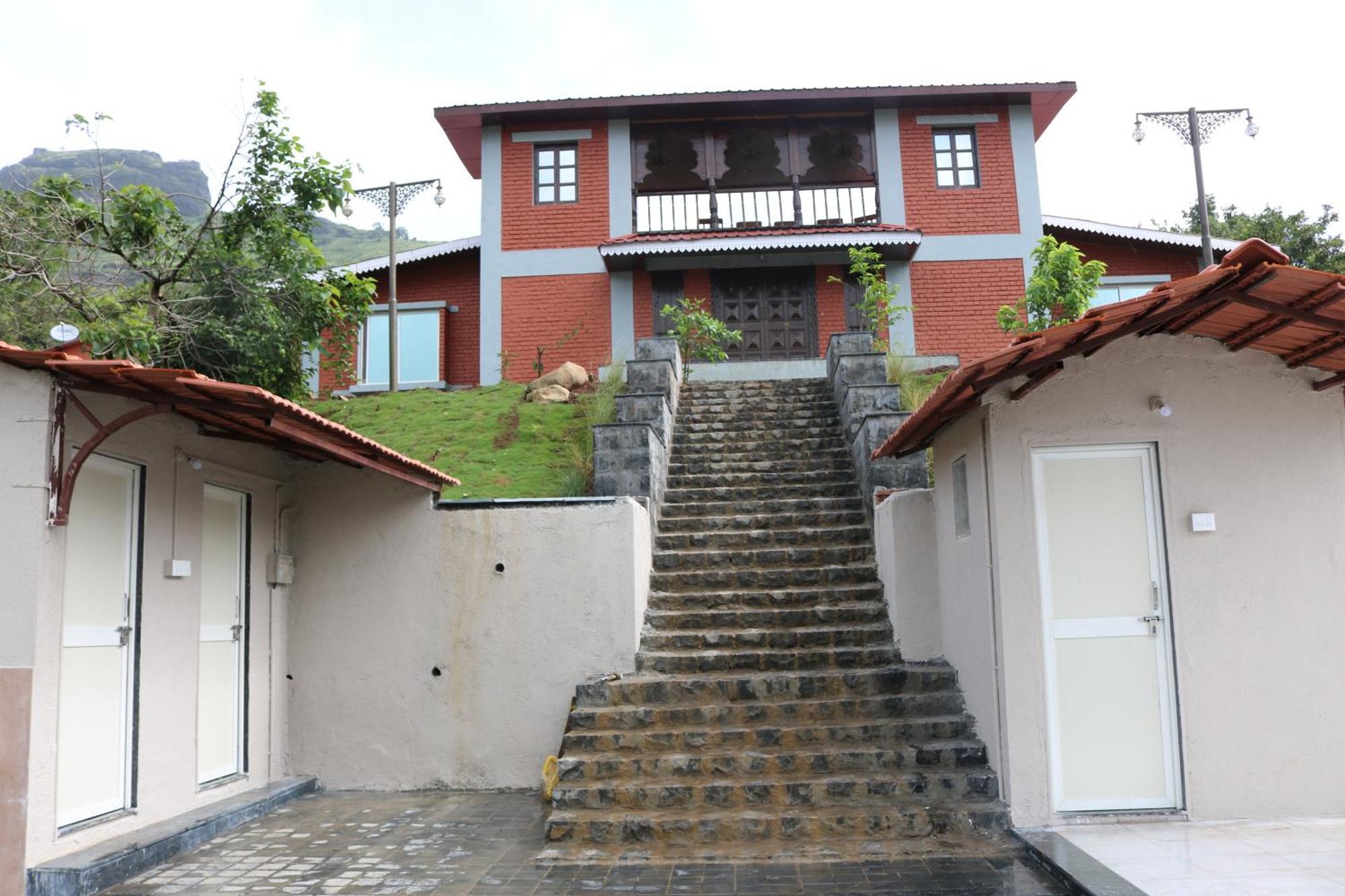 Shinde'S Tikona Valley Farm Villa Pune Eksteriør bilde