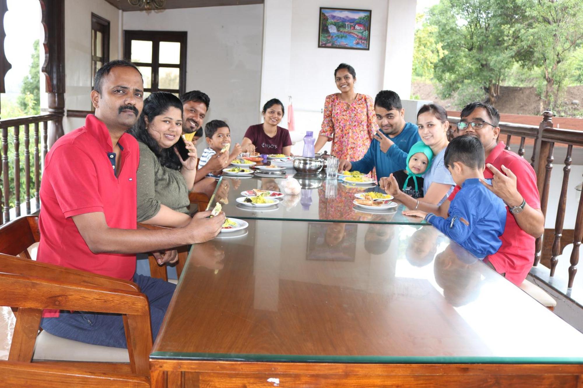 Shinde'S Tikona Valley Farm Villa Pune Eksteriør bilde